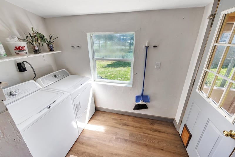 130 Summit St, Pulaski, WI 54162