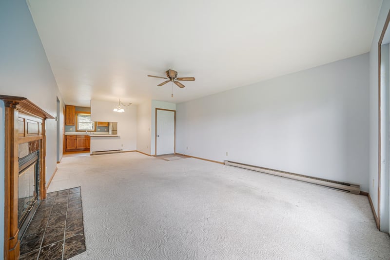 1313 Wittmann Park Ln, Menasha, WI 54952