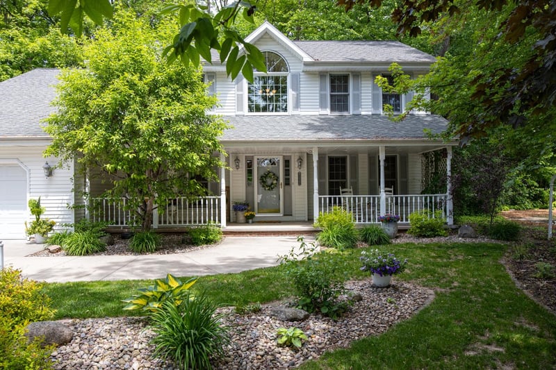 W5940 Moonflower Dr, Appleton, WI 54915