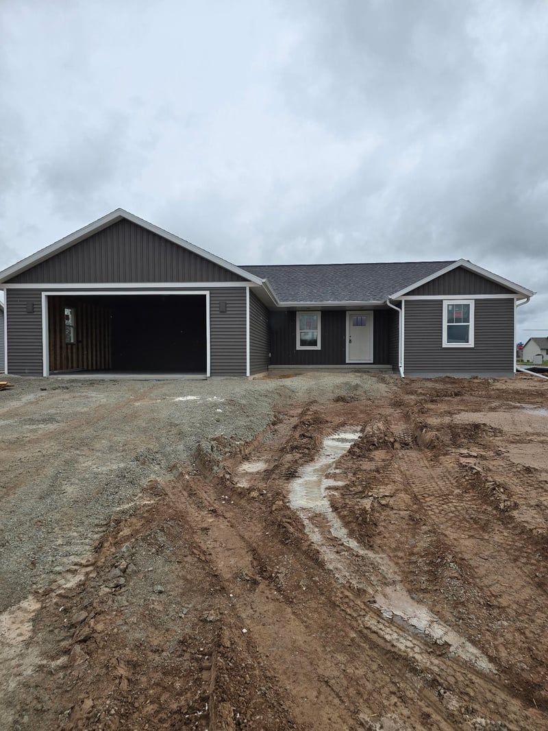 N3908 Deere Dr, Kaukauna, WI 54130