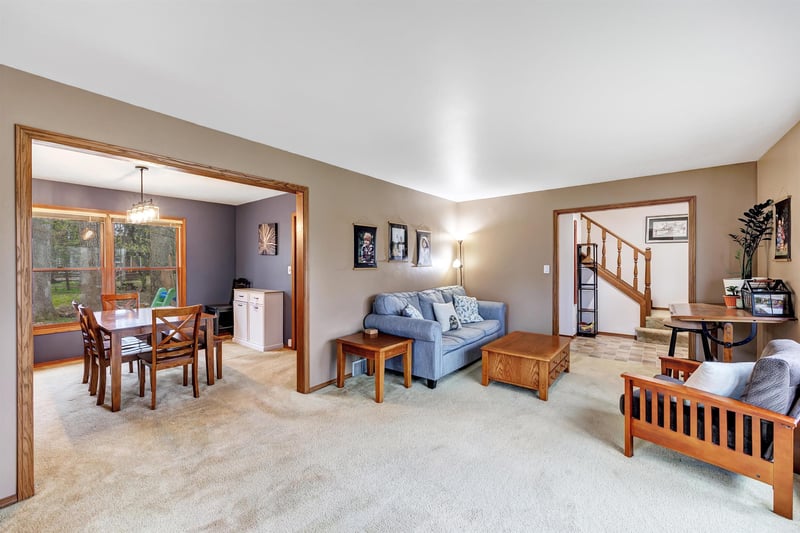 305 Windward Rd, Green Bay, WI 54302