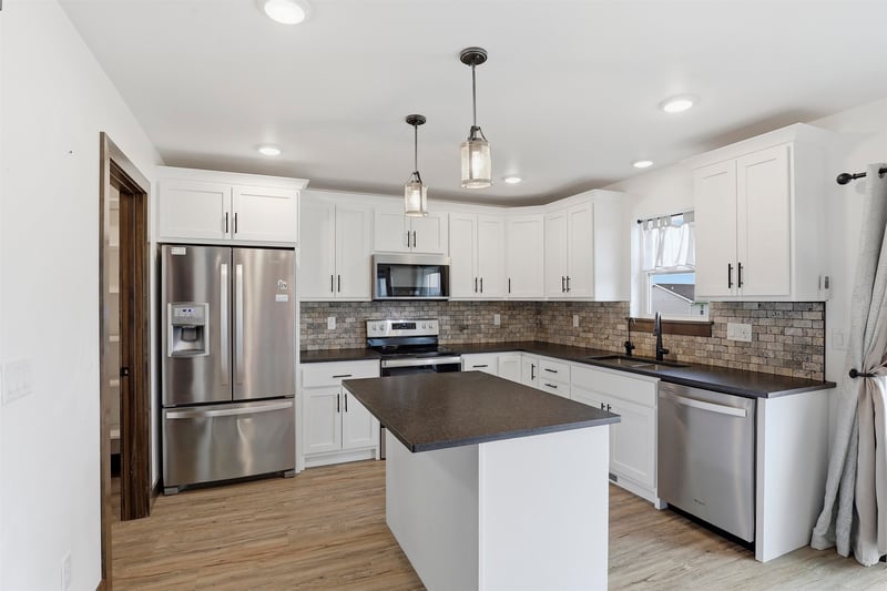 3140 Weiler Rd, Kaukauna, WI 54130