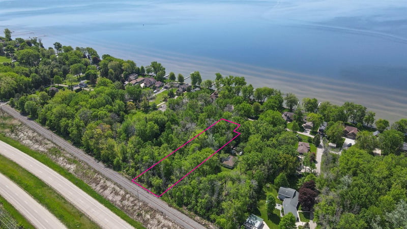 Firelane 6 , Menasha, WI 54952