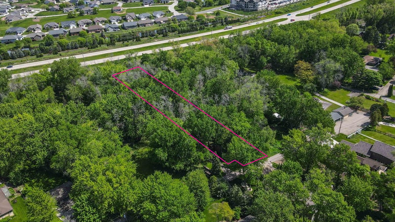 Firelane 6 , Menasha, WI 54952