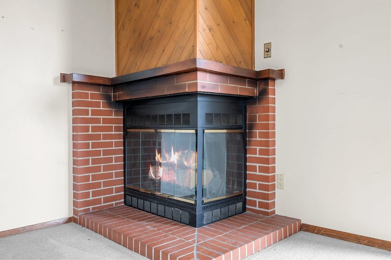 1281 Alice Dr, Green Bay, WI 54304
