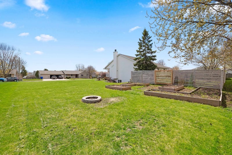 810 Kristy St, Kaukauna, WI 54130