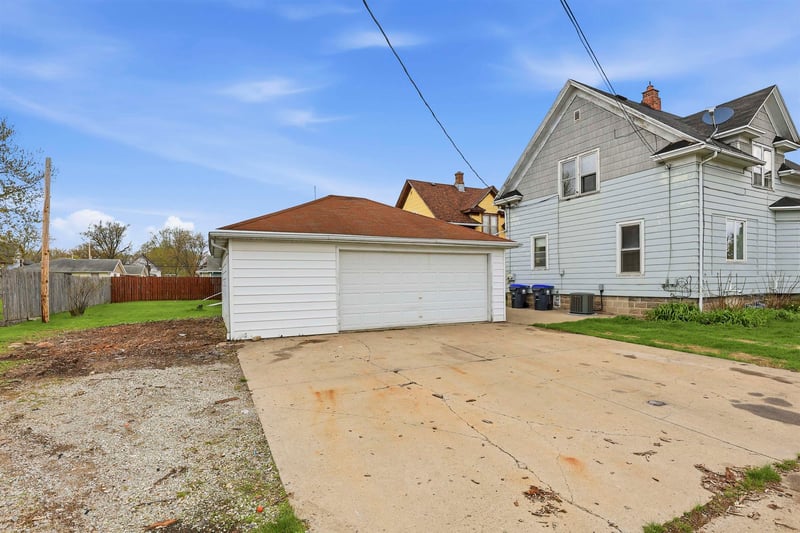 502 Adams St, Neenah, WI 54956