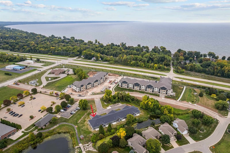 3026 Community Way, Menasha, WI 54952