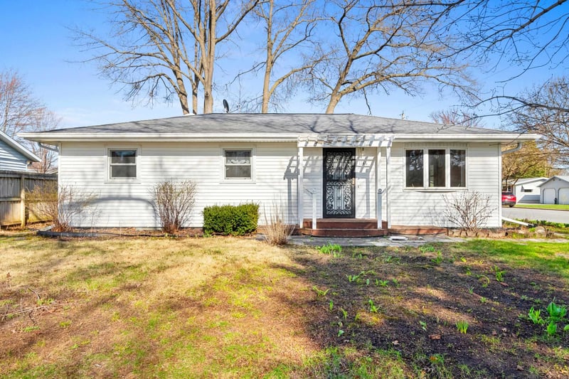 1146 River St, Shawano, WI 54166