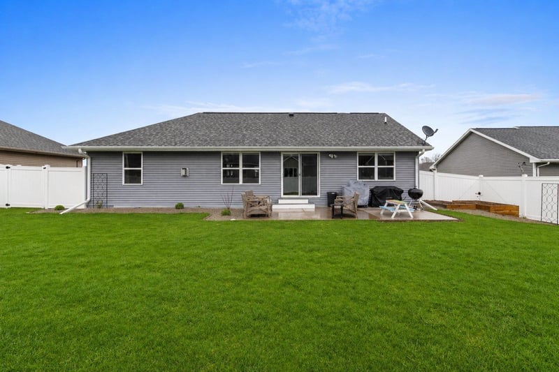 493 Harvest Hill Dr, Denmark, WI 54208