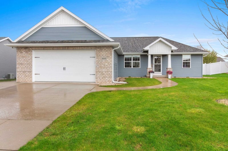 493 Harvest Hill Dr, Denmark, WI 54208