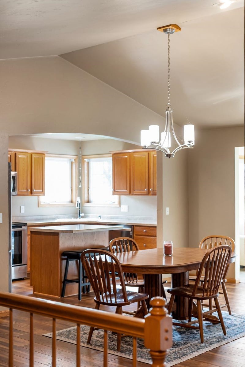 2375 Smoke Tree Rd, Neenah, WI 54956