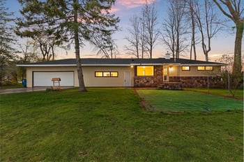 W8314 Rustic Dr, Clintonville, WI 54929-0000