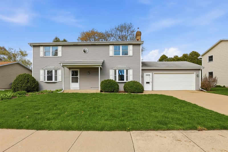 3113 Peachtree Ln, Appleton, WI 54911