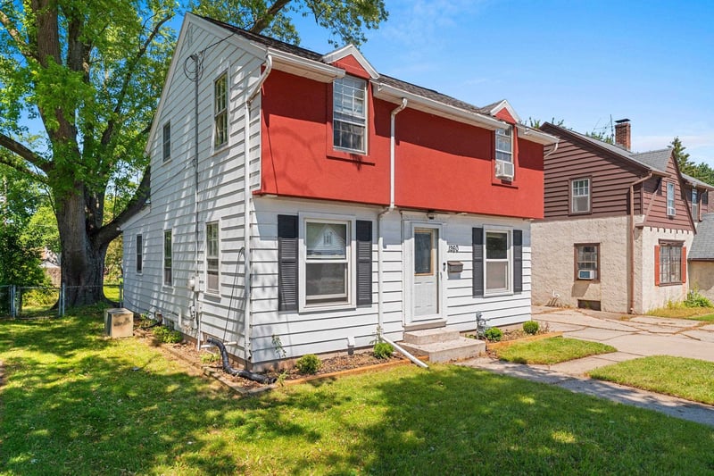1260 Shawano Ave, Green Bay, WI 54303