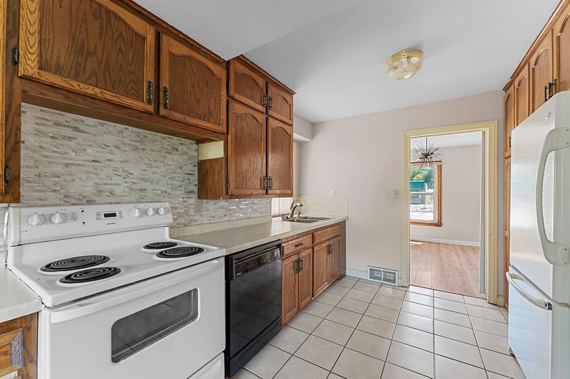 1260 Shawano Ave, Green Bay, WI 54303