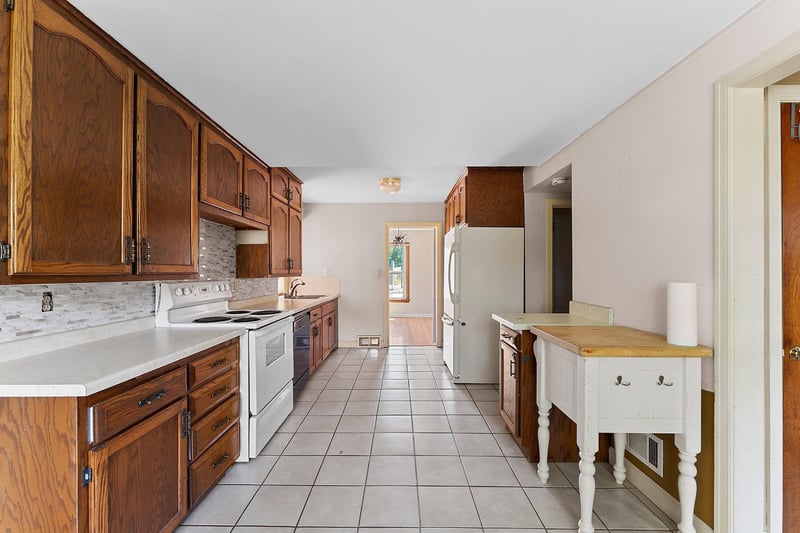 1260 Shawano Ave, Green Bay, WI 54303