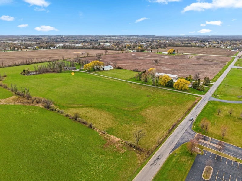3434 Willow Rd, Green Bay, WI 54311