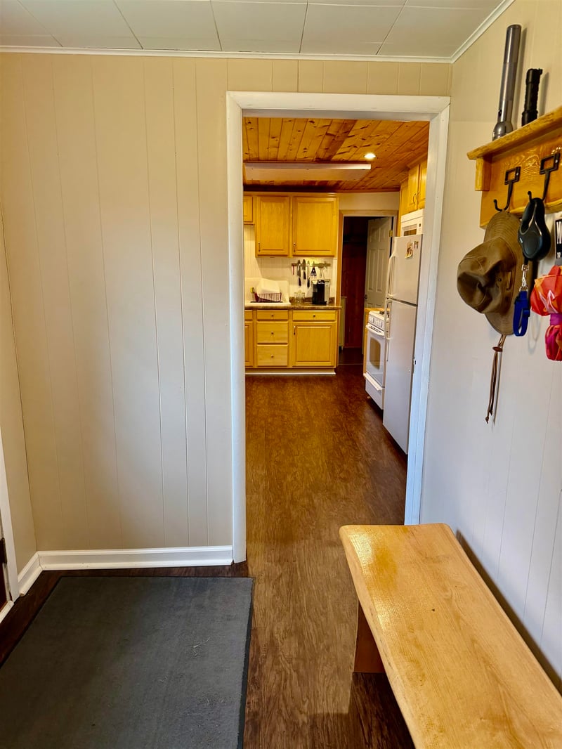 14681 Paya Lake Rd, Mountain, WI 54149
