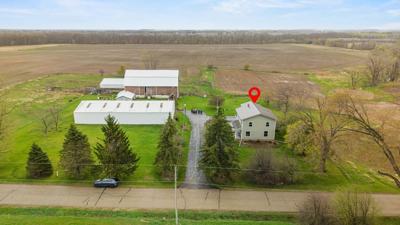 W4943 Brusewitz Rd, Black Creek, WI 54106