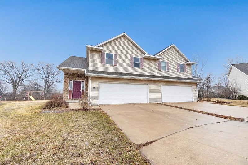 713 Edge Point Ct #1, De Pere, WI 54115