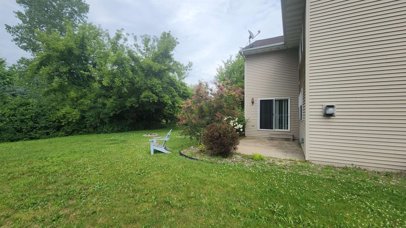 713 Edge Point Ct #1, De Pere, WI 54115