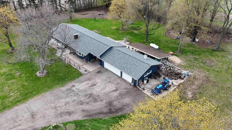 W8166 Belle Plaine Ave, Shawano, WI 54166