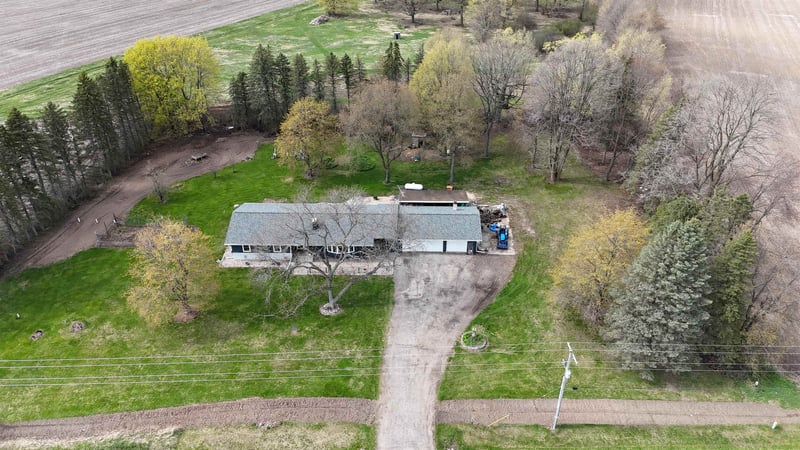 W8166 Belle Plaine Ave, Shawano, WI 54166