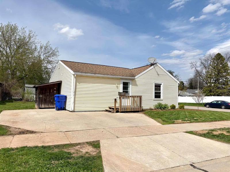 326 Wilson Ave, Appleton, WI 54915-2032