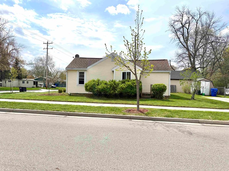 326 Wilson Ave, Appleton, WI 54915-2032