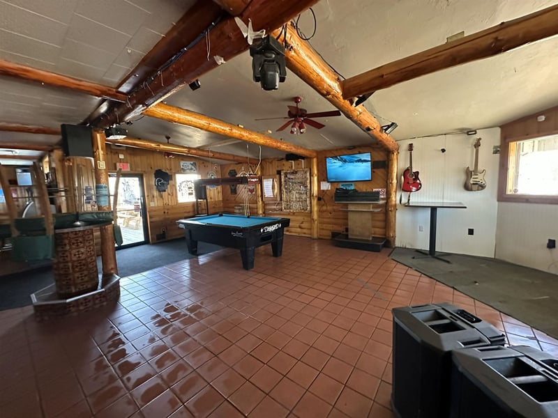 1219 Main St, Gresham, WI 54128