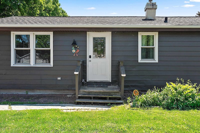 634 Memory Ave, Green Bay, WI 54301
