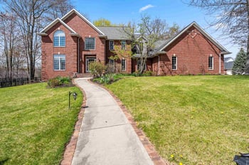 2964 Telemark Cir, Green Bay, WI 54313