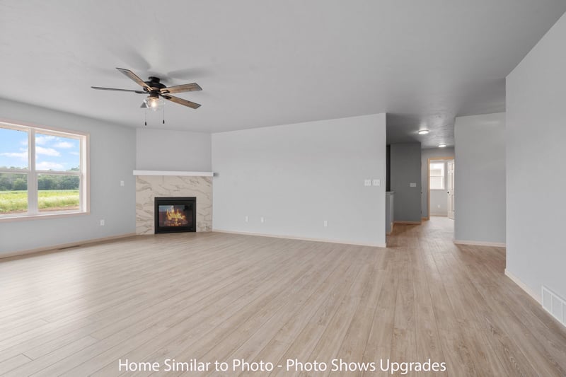 1731 Betty Jean Ln, Green Bay, WI 54313-0000