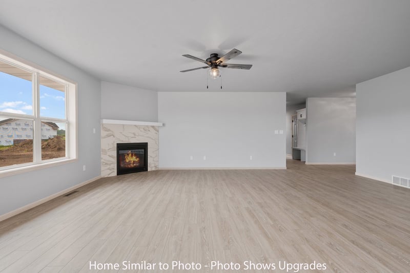 1731 Betty Jean Ln, Green Bay, WI 54313-0000