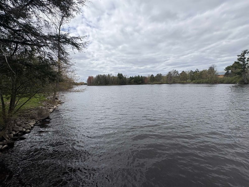 W11030 Riverside Rd, Marion, WI 54950