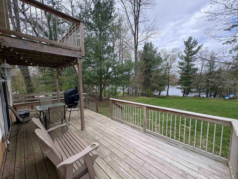 W11030 Riverside Rd, Marion, WI 54950