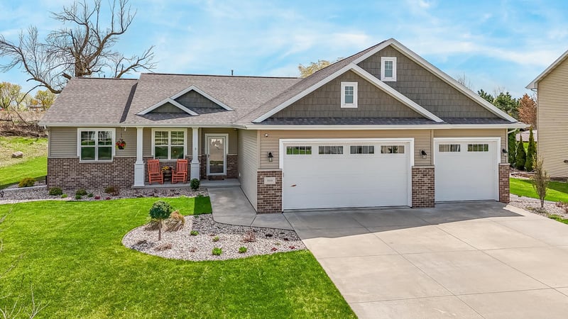 889 Hubble Ln, Appleton, WI 54913