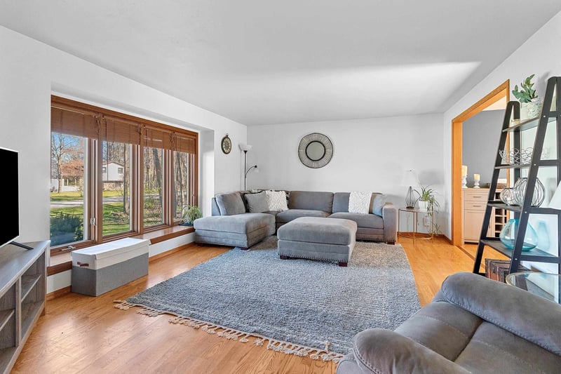 3126 Inverness Ln, New Franken, WI 54229