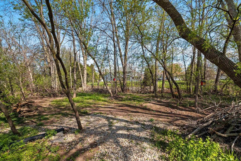2187 Palmer Dr, Green Bay, WI 54311