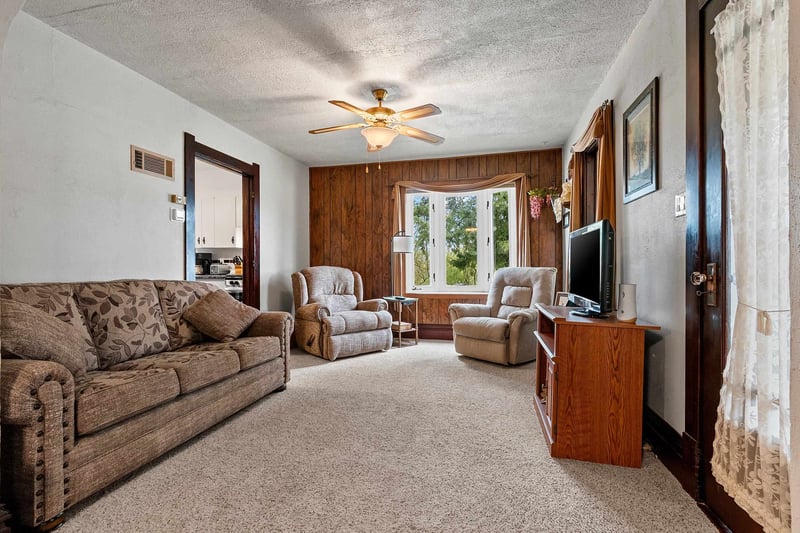 W325 Hwy 10 , Brillion, WI 54110