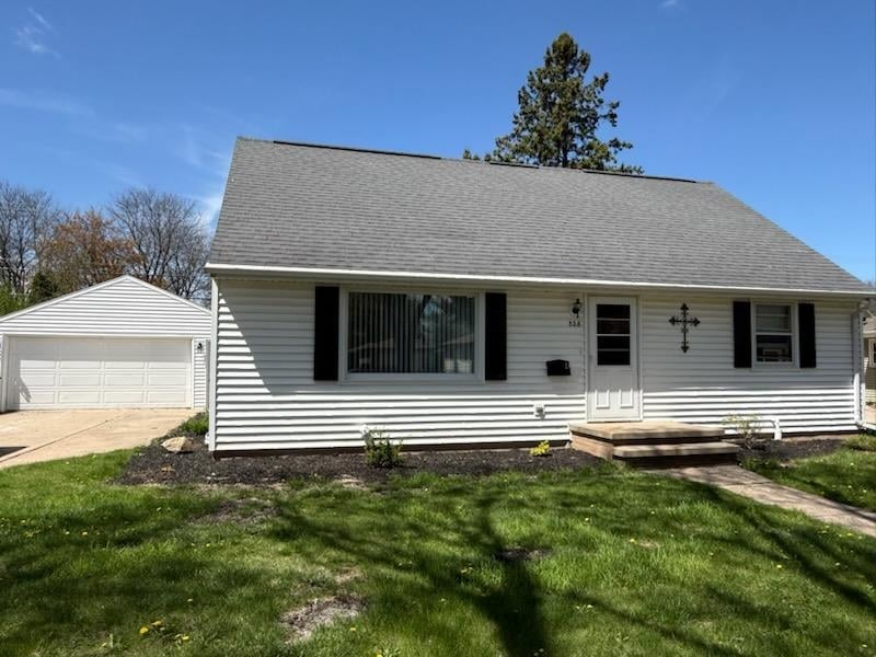 328 Roger St, Kimberly, WI 54136