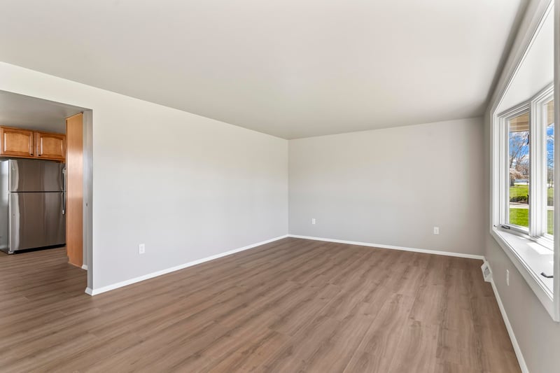 838 Marydale Dr, Green Bay, WI 54313-6922