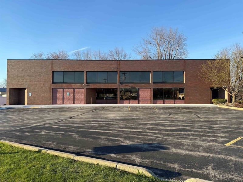 1093 Appleton Rd, Menasha, WI 54952