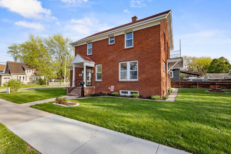 1305 Lawrence St, Appleton, WI 54914