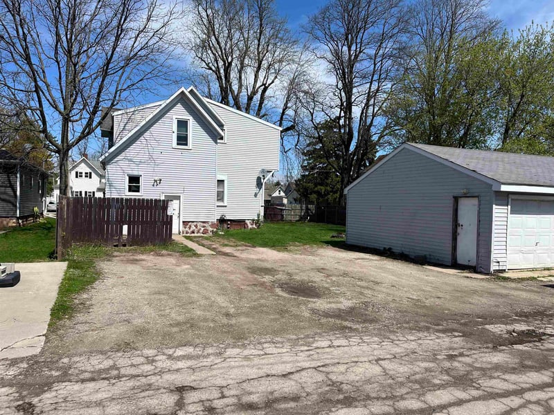 715 Elsie St, Appleton, WI 54914