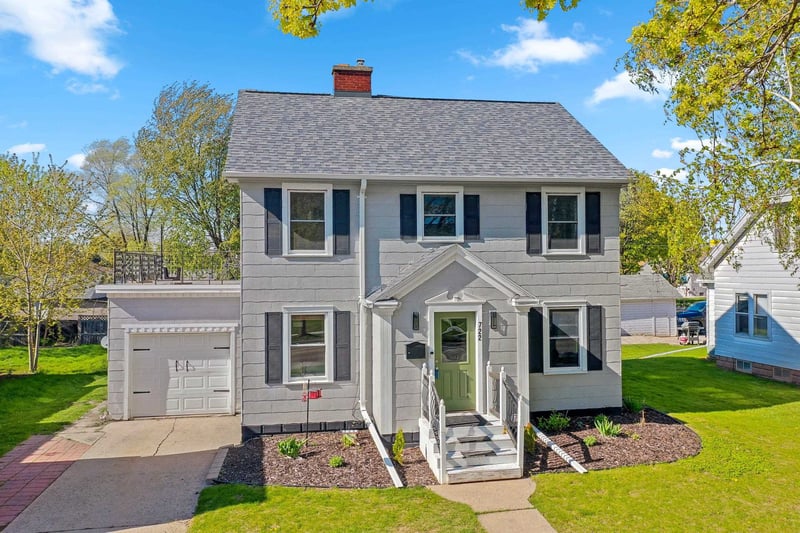 722 Kimberly Ave, Kimberly, WI 54136