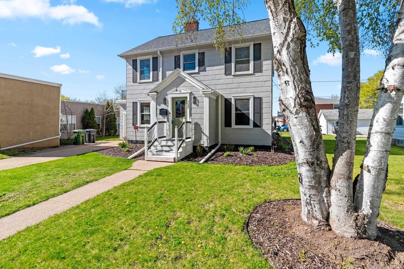 722 Kimberly Ave, Kimberly, WI 54136
