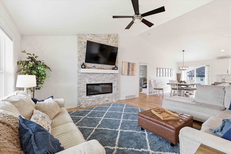 2359 Tigerwood Trl, De Pere, WI 54115