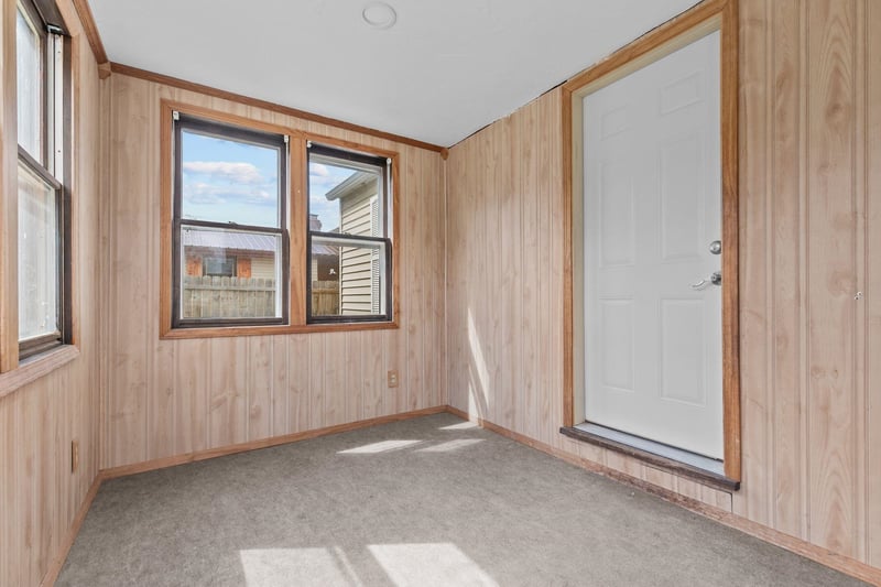 226 Gruenwald Ave, Neenah, WI 54956
